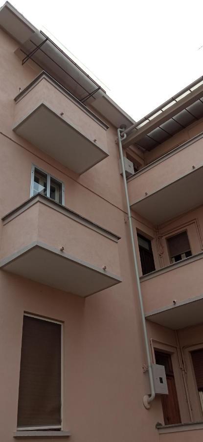 Interno 12 Apartment Верчели Екстериор снимка